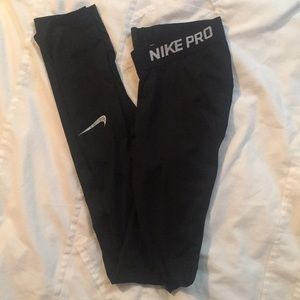 Nike Pro leggings